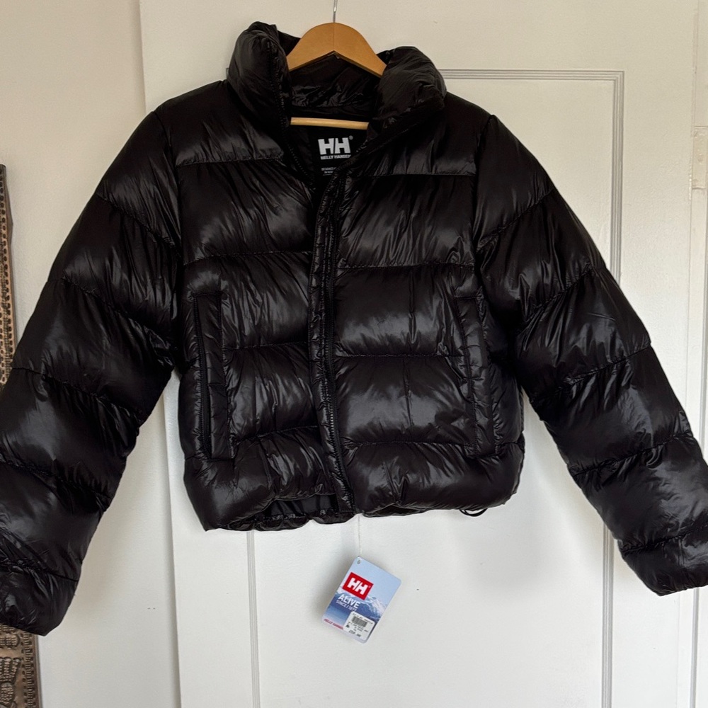 BNWT Helly Hansen Black Womens Puffer Jacket